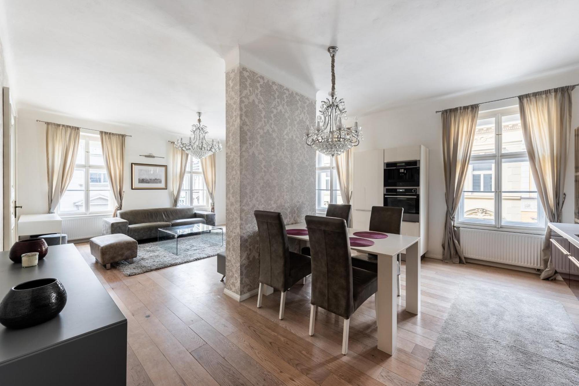 Royal Vysehrad Apartment